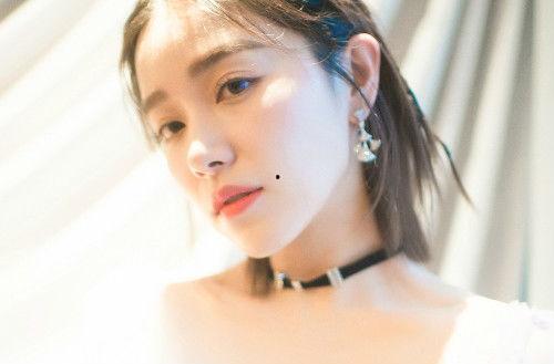 男明星娱乐圈吃瓜图片